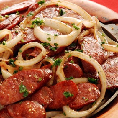Porção de Calabresa Acebolada